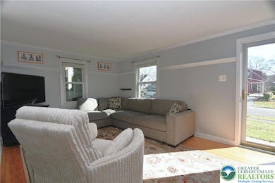 915 Birch Rd, Hellertown, PA 18055 - photo 4