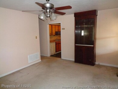 305 Jefferson Dr, Fayetteville, NC 28304 - photo 4