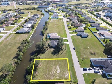 211 SW 14th Ave, Cape Coral, FL 33991 - photo 3