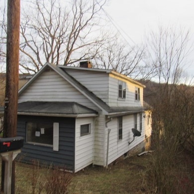 3097 Seanor Rd, Hollsopple, PA 15935 - photo 2