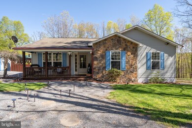 113 Round Top Ln, Berkeley Springs, WV 25411 - photo 2