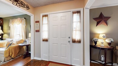 10009 Clearcreek Way