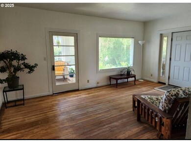 803 Main St, Philomath, OR 97370 - photo 4