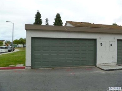 2 Car Garage