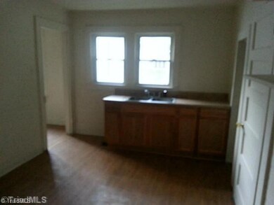 203 S Branch St, Reidsville, NC 27320 - photo 5