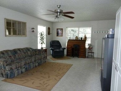 802 W Oakmont Ave, Nampa, ID 83686 - photo 3