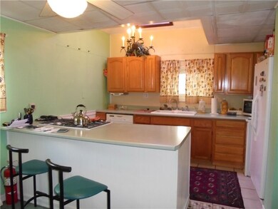 41 Overton St, Warwick, RI 02889 - photo 7