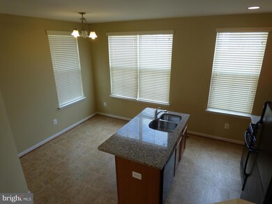 16772 Blackjack Oak Ln unit 42, Woodbridge, VA 22191 - photo 7