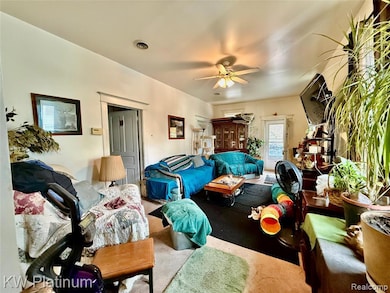 731 Bancroft St, Port Huron, MI 48060 - photo 5