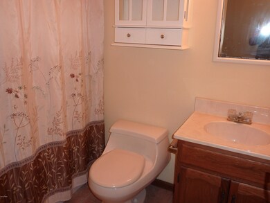 1022 Canary Ln, Lake Ariel, PA 18436 - photo 7