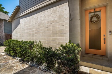 2040 Modern Place, Dallas, TX 75214 - photo 4