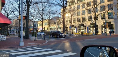 3605 S Wakefield St, Arlington, VA 22206 - photo 2