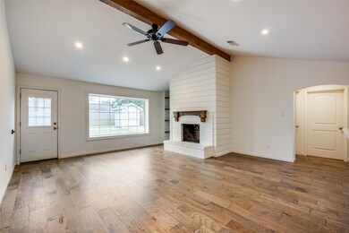 4222 Lucian Ln, Friendswood, TX 77546 - photo 5