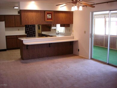 Kitchen & Dining Area