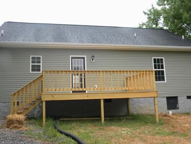 New back deck perfect for grilling!