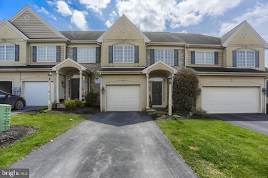 914 Walnut St, New Holland, PA 17557 - photo 3