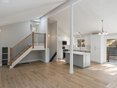 1652 W 28th Place, Eugene, OR 97405 - photo 6