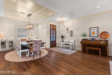 3148 East Jefferson Loop-Interior-7