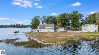 8331 and 8340 N Shore Dr, Hale, MI 48739 - photo 2