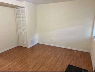 539 Howe Ave unit 2-B, Shelton, CT 06484 - photo 3