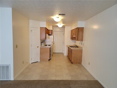 2004 Mclean St unit A, Aliquippa, PA 15001 - photo 7