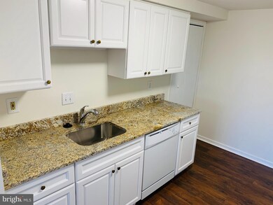 486 West Ct, Glen Burnie, MD 21061 - photo 6