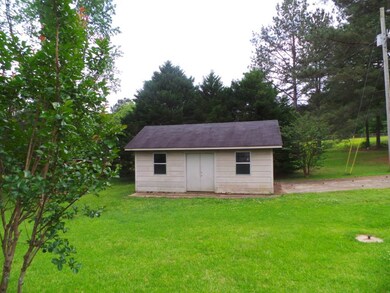 DETACHED SHED