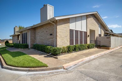 3010 Rustling Leaves Ln, Bedford, TX 76021 - photo 3