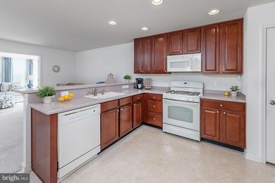 22 Hylton Rd, Swedesboro, NJ 08085 - photo 7