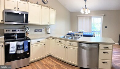 176 Alpenglow Way, Hedgesville, WV 25427 - photo 2