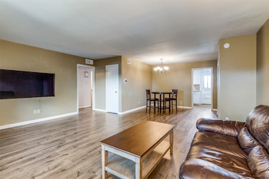 7931 Royal Ln unit 215G, Dallas, TX 75230 - photo 5