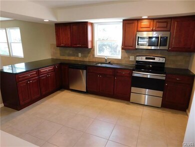 7220 Woody Knoll Dr, Slatington, PA 18080 - photo 5