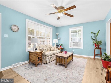 236 Sycamore Rd, Elkton, MD 21921 - photo 3