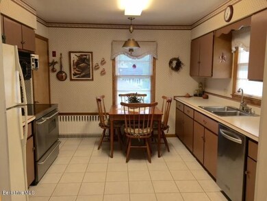 6 Hathaway St, Adams, MA 01220 - photo 4