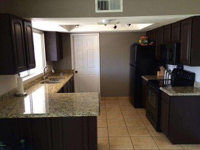 Kitchen 1