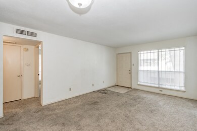 7313 Gulf Fwy unit 907, Houston, TX 77017 - photo 5
