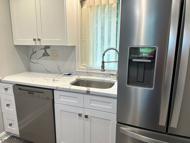 5 Village Way unit 5, Vernon, NJ 07462 - photo 6