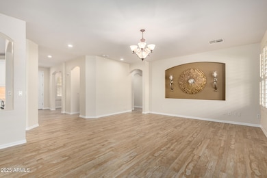 6634 W Straight Arrow Ln, Phoenix, AZ 85083 - photo 3