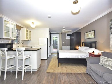 621 SW 14th Terrace unit Cottage, Fort Lauderdale, FL 33312 - photo 2