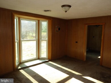 913 Horn Camp Rd, Rio, WV 26755 - photo 6