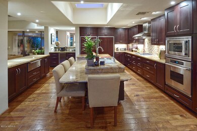 Breakfast Bar In-Kitchen