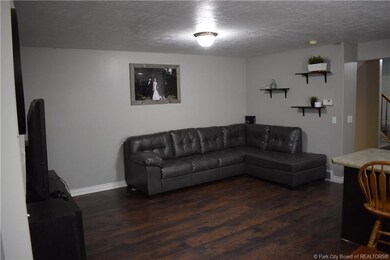 8002 S Lismore Ln, West Jordan, UT 84088 - photo 5