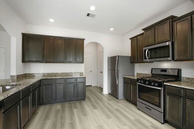 22415 Lost Lantern Dr, Hockley, TX 77447 - photo 4