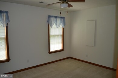 44034 Fieldstone Way, California, MD 20619 - photo 5