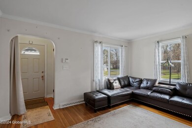 114 Pershing Dr, Schenectady, NY 12302 - photo 7