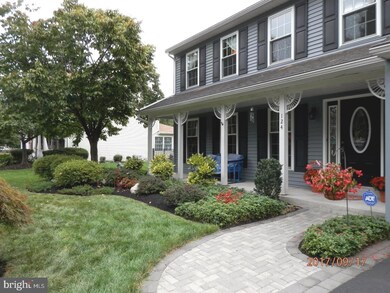 124 Rice Dr, Morrisville, PA 19067 - photo 2