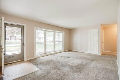 7-web-or-mls-2023 07 03 - 707CynthiaCt-F