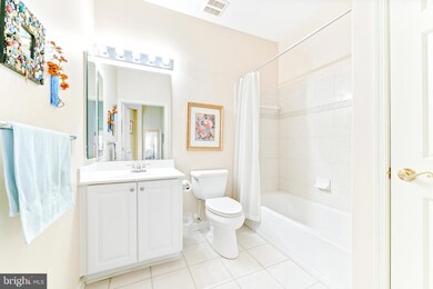 2602 Clarion Ct unit 403, Odenton, MD 21113 - photo 5