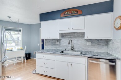 17477 N Del Webb Blvd, Sun City, AZ 85373 - photo 7