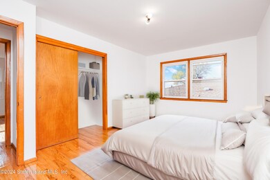 12E-BEDROOM 3